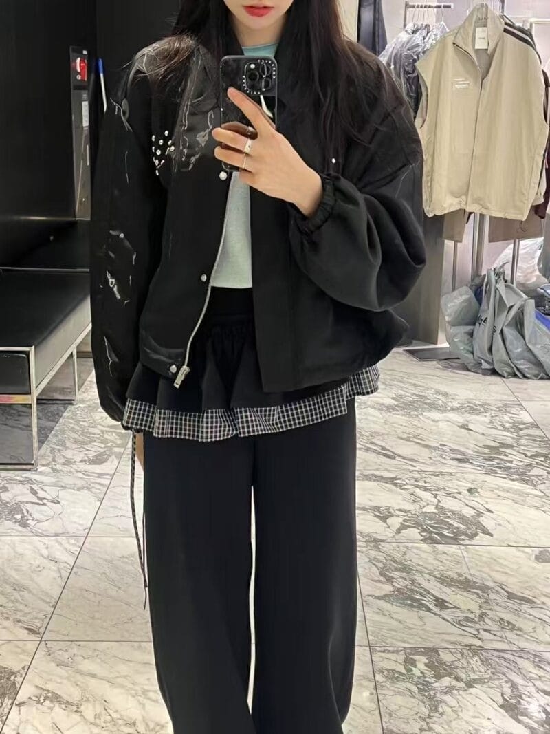 春夏必备酷酷的薄款夹克 很显高