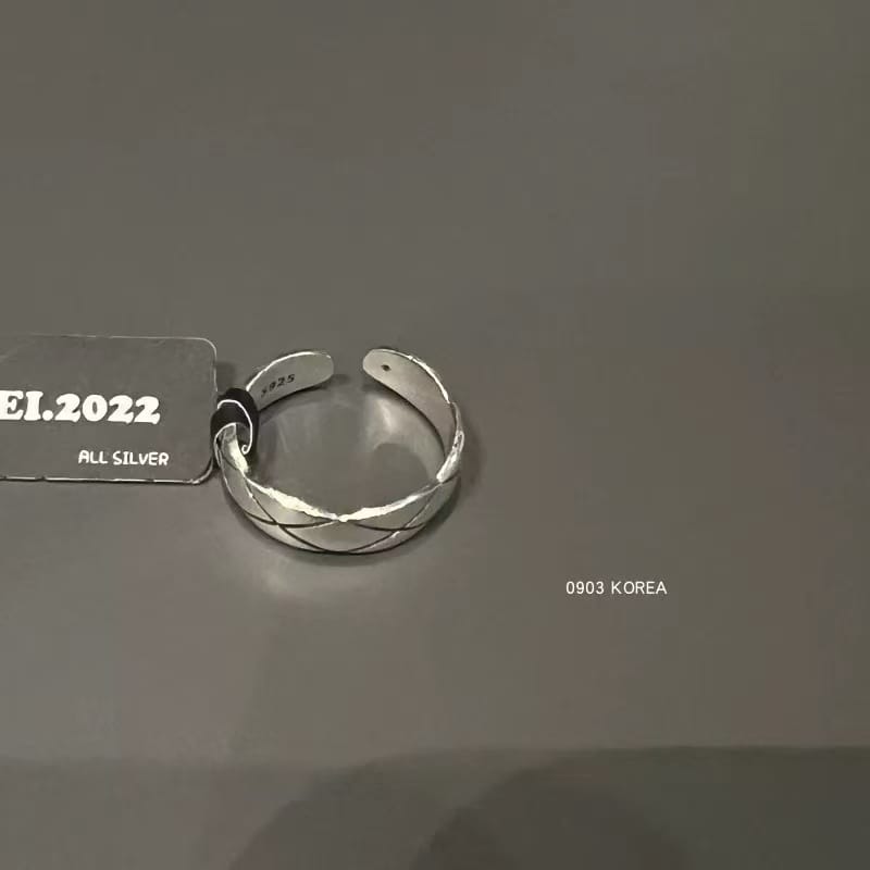 LÉI 925通体纯银重工菱格戒指