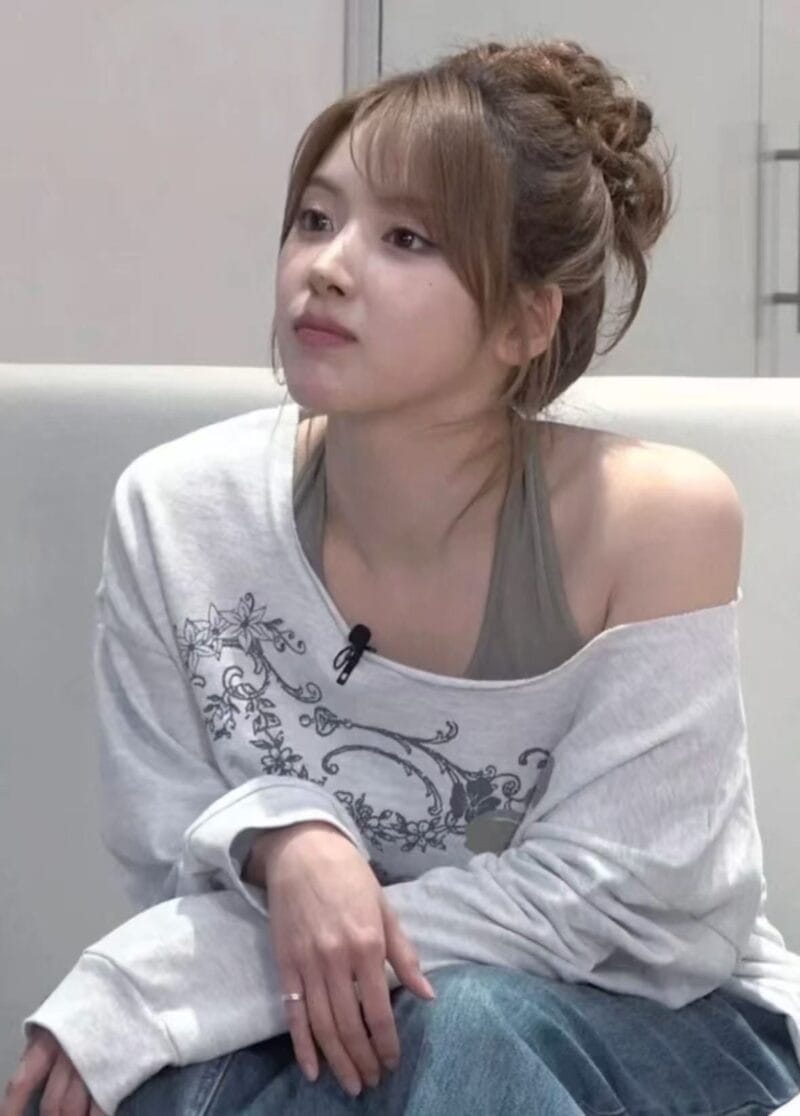 Midnightmove  VT FL MTM(OFF WHITE) JIWOO同款