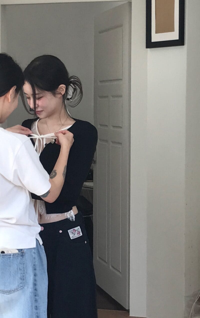 cloudemotion day layer black & lace top 大爆款