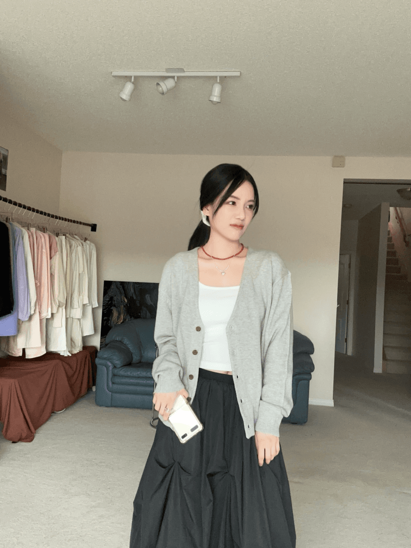 糯唧唧软乎乎的春季羊毛开衫 深V巨显瘦