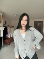 糯唧唧软乎乎的春季羊毛开衫 深V巨显瘦