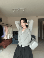 糯唧唧软乎乎的春季羊毛开衫 深V巨显瘦