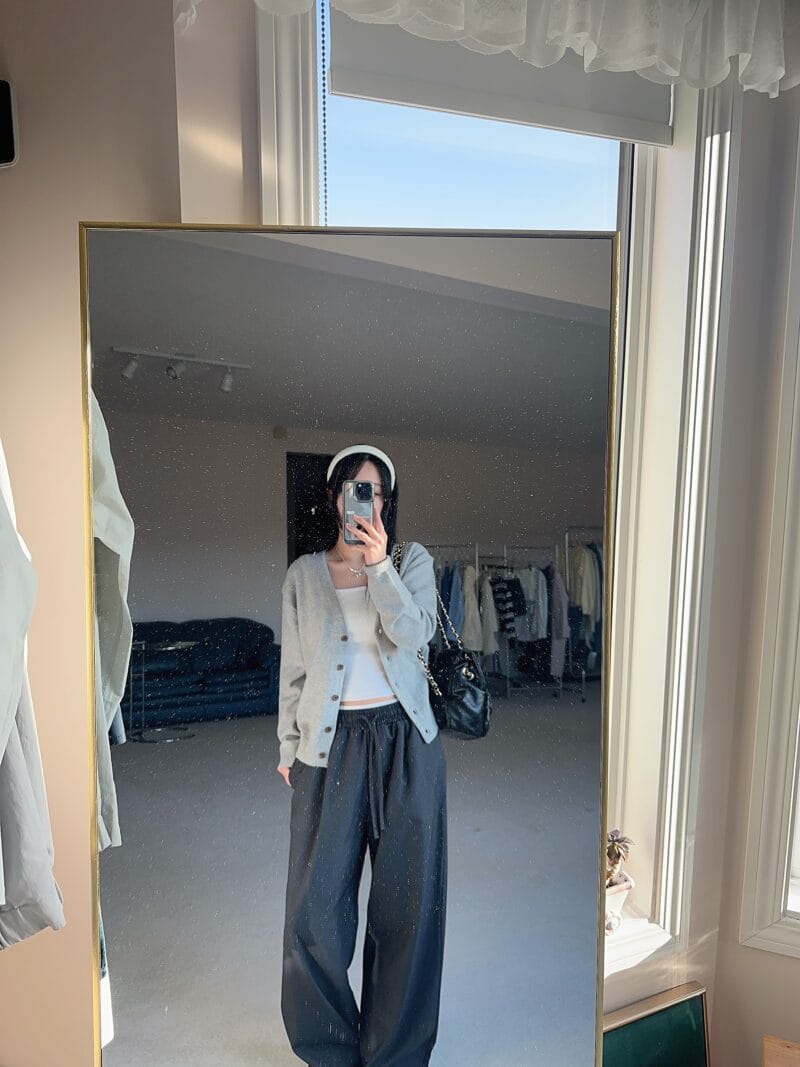 糯唧唧软乎乎的春季羊毛开衫 深V巨显瘦