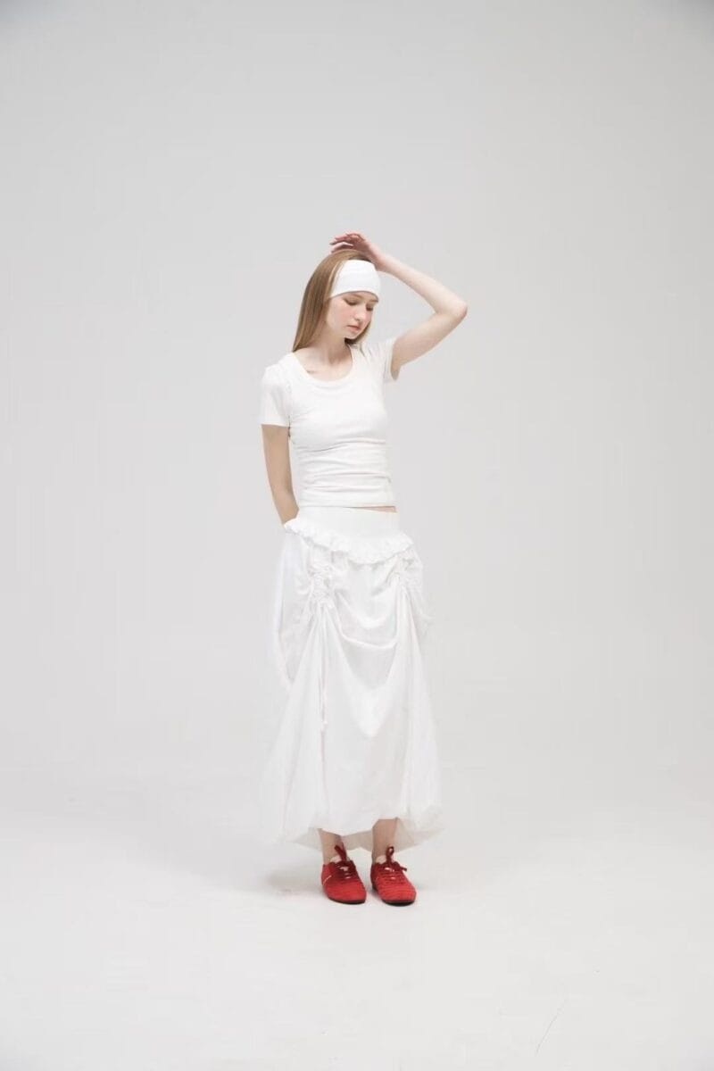 韩国ins爆款 小众品牌卖超贵的设计感花苞裙