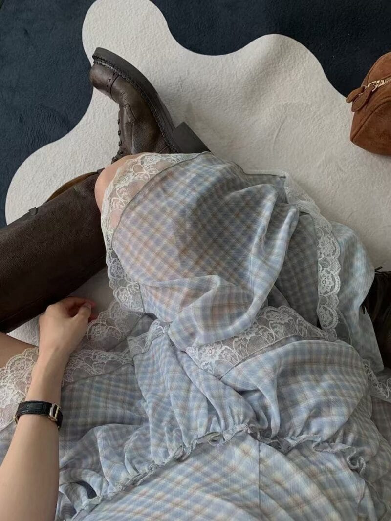 韩国网红爆款 不规则格子蕾丝裙子
