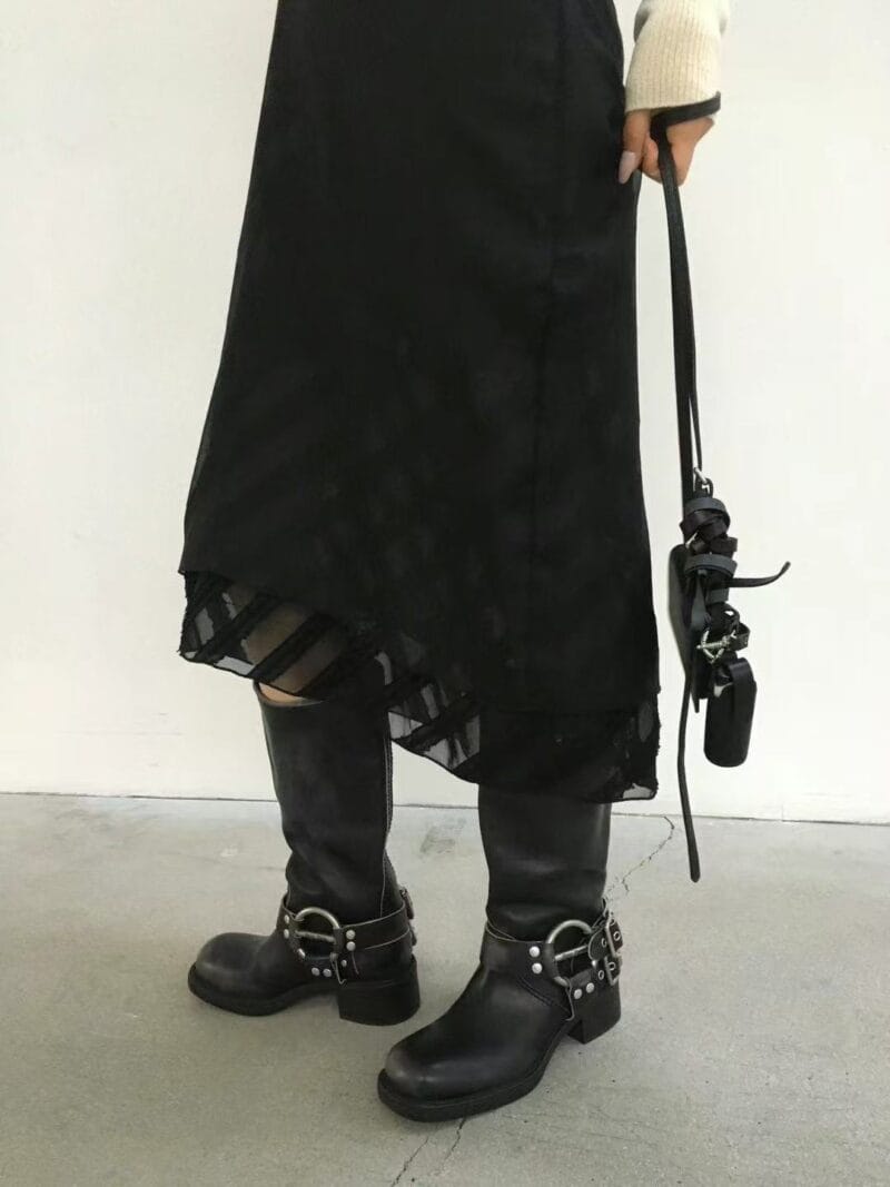 叠穿之神 居然会有这么酷的挂脖连衣裙