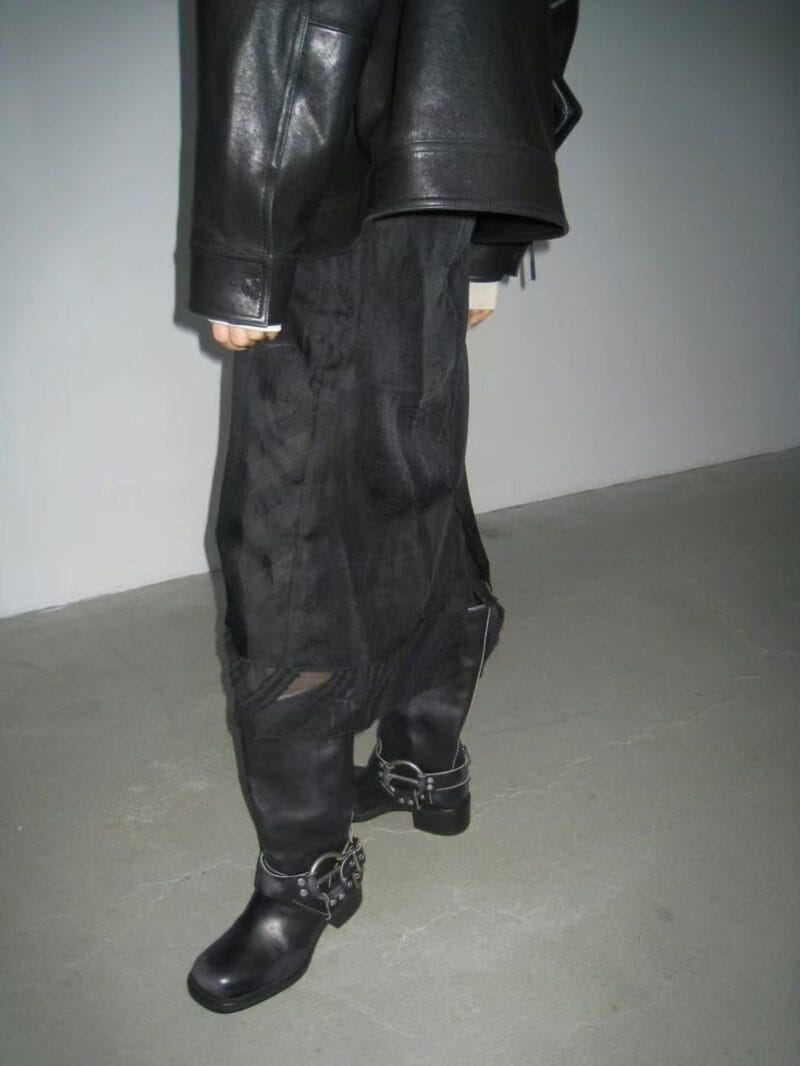 叠穿之神 居然会有这么酷的挂脖连衣裙