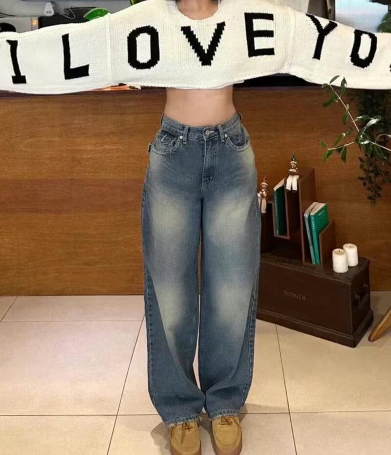 Aespa柳智敏Karina出镜率超高的阔腿牛仔裤