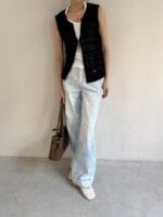 浅水洗蓝直筒牛仔裤 复杂工艺