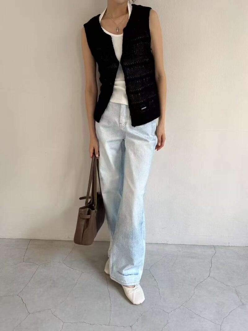 浅水洗蓝直筒牛仔裤 复杂工艺