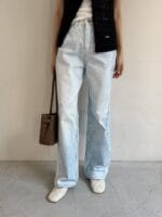 浅水洗蓝直筒牛仔裤 复杂工艺