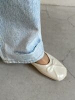 浅水洗蓝直筒牛仔裤 复杂工艺