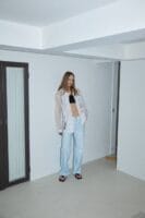 浅水洗蓝直筒牛仔裤 复杂工艺