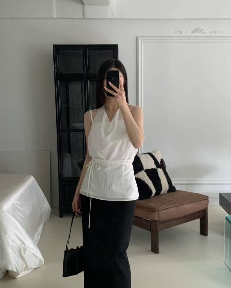 清冷感荡领挂脖两件套 特别的仙 两色