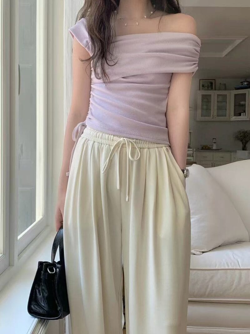 好温柔的香芋紫 露肩上衣