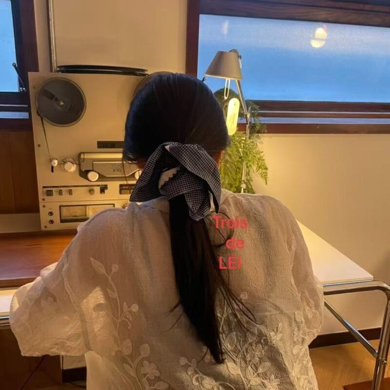 Trois de LEI 一秒变韩女 氛围感方形发圈