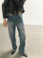 很有慵懒随性感的 小设计复古牛仔裤