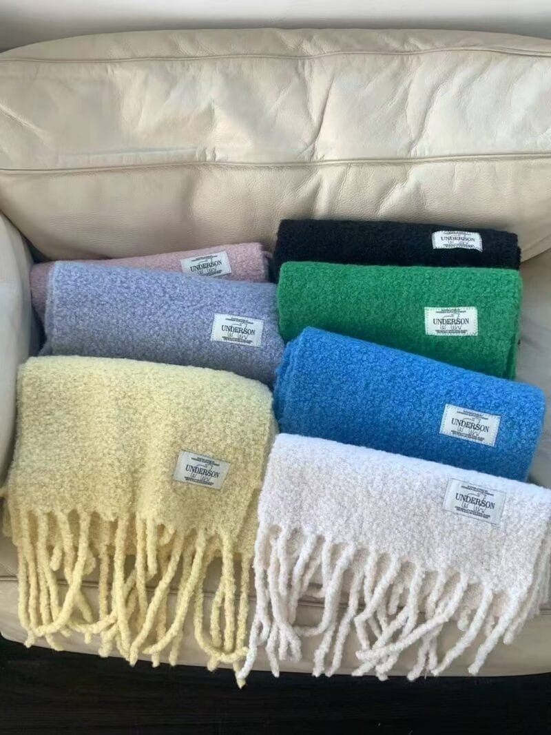 Underson 爆款羊羔毛围巾 冬日必备 wool 50%