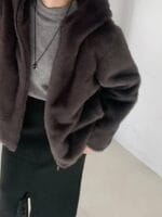 史上最轻的毛毛外套 冬日氛围感拉满 黑白两色