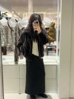 是加绒的毛毛外套!!加倍保暖 两个颜色