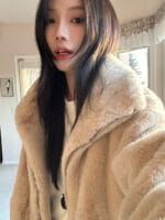 超级大领子的毛毛外套