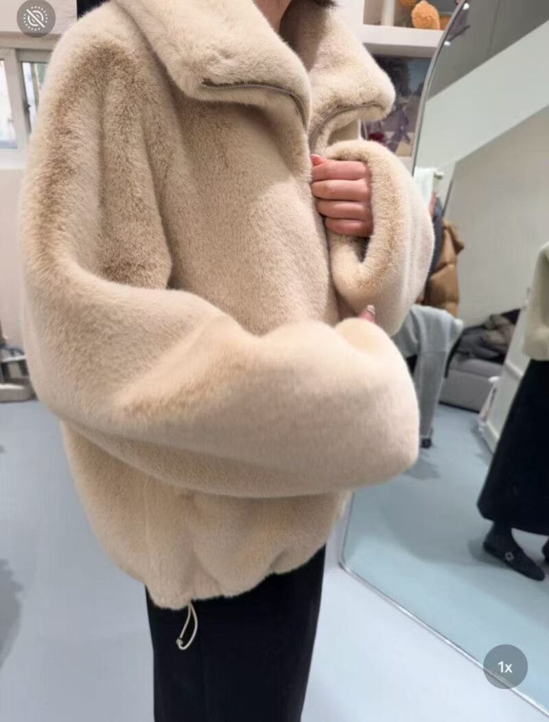 超级大领子的毛毛外套