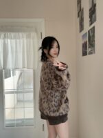 ins爆款豹纹毛衣 超级提气色