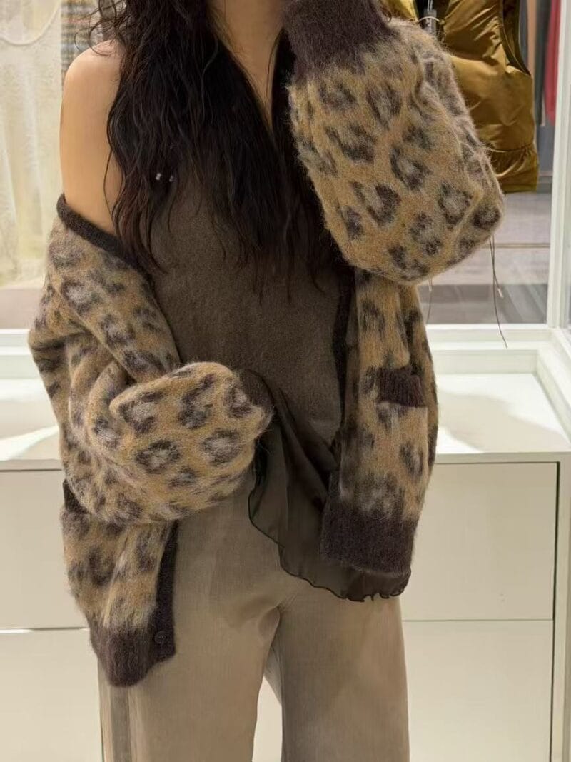 ins爆款豹纹毛衣 超级提气色