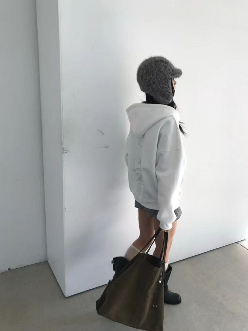 清冷感韩女加绒卫衣 太有慵懒感的氛围了 三个颜色