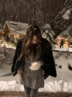 这就是韩国财阀千金感该穿的皮草 两个颜色