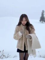 这就是韩国财阀千金感该穿的皮草 两个颜色