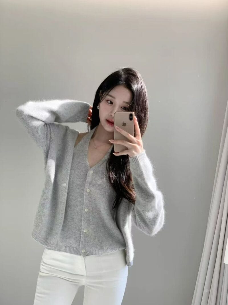 韩女严选温柔又性感 还极具保暖性的上衣两件套 两个颜色