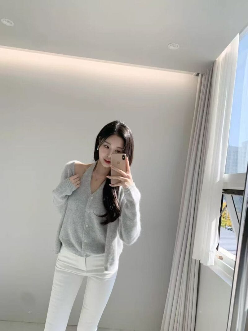 韩女严选温柔又性感 还极具保暖性的上衣两件套 两个颜色