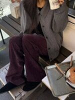 很特别的酒红色加绒裤子 外层软乎乎的丝绒材质