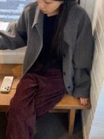 很特别的酒红色加绒裤子 外层软乎乎的丝绒材质