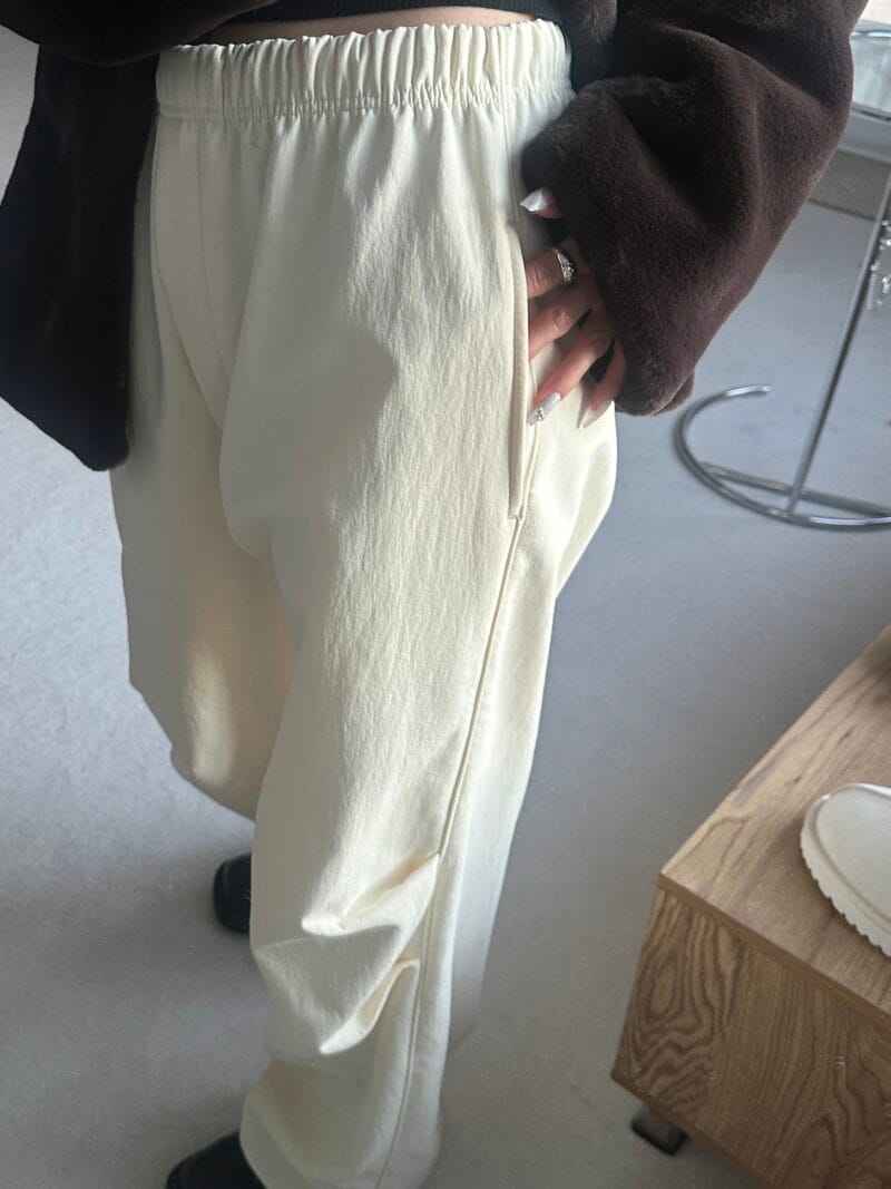 加绒版工装裤 松弛慵懒感满分