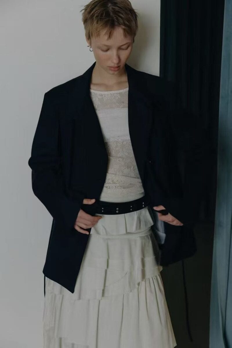 韩国爆款！搭配任何衣服都能穿出时髦层次感的不规则半身裙