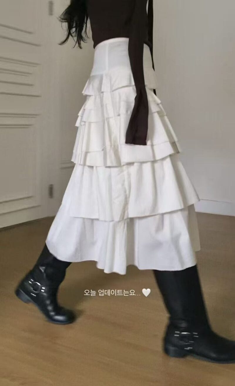 韩国爆款！搭配任何衣服都能穿出时髦层次感的不规则半身裙