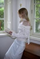 Rose Frantz Tiffany Off Shoulder Long Sleeve [Cream]