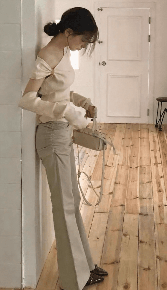 Cloudemotion 斜肩上衣两件套 米白