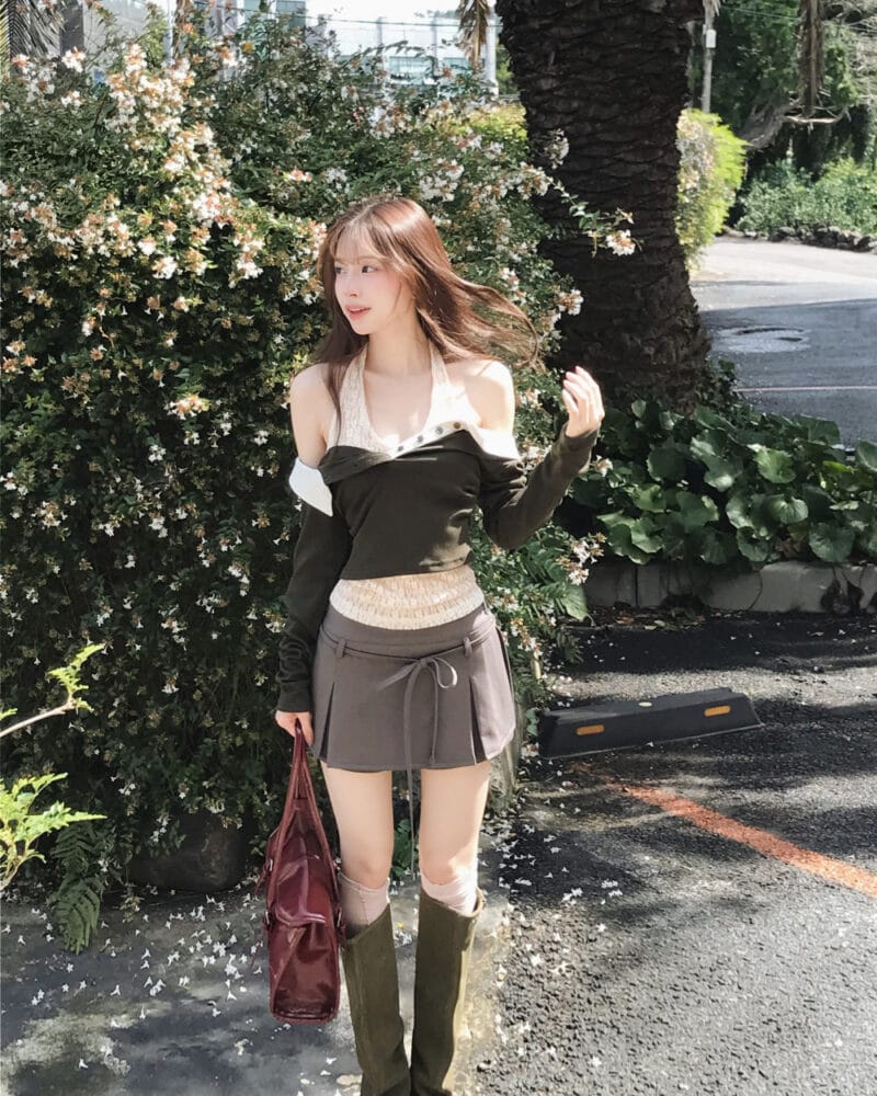 Cloudemotion 蕾丝内搭露肩两件套 卡其色