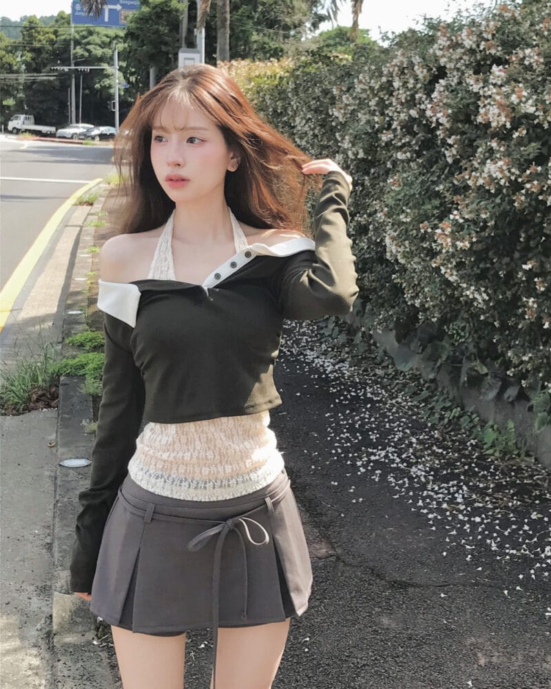 Cloudemotion 蕾丝内搭露肩两件套 卡其色