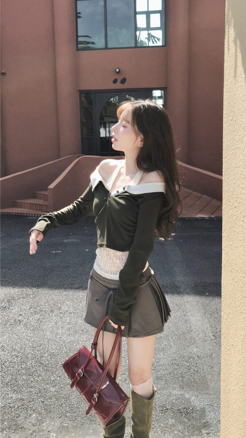 Cloudemotion 蕾丝内搭露肩两件套 卡其色