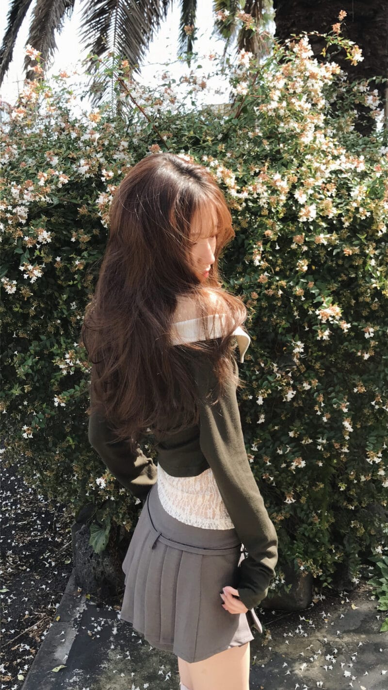 Cloudemotion 蕾丝内搭露肩两件套 卡其色