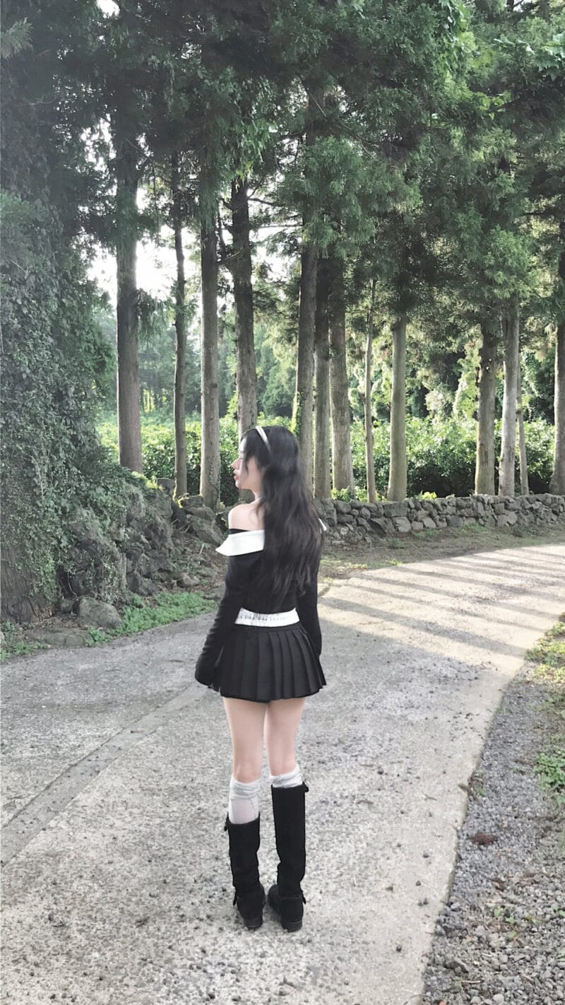 Cloudemotion 蕾丝内搭露肩两件套 黑色