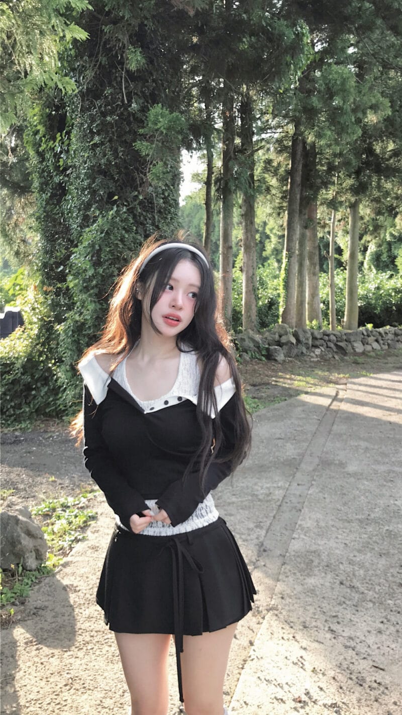 Cloudemotion 蕾丝内搭露肩两件套 黑色