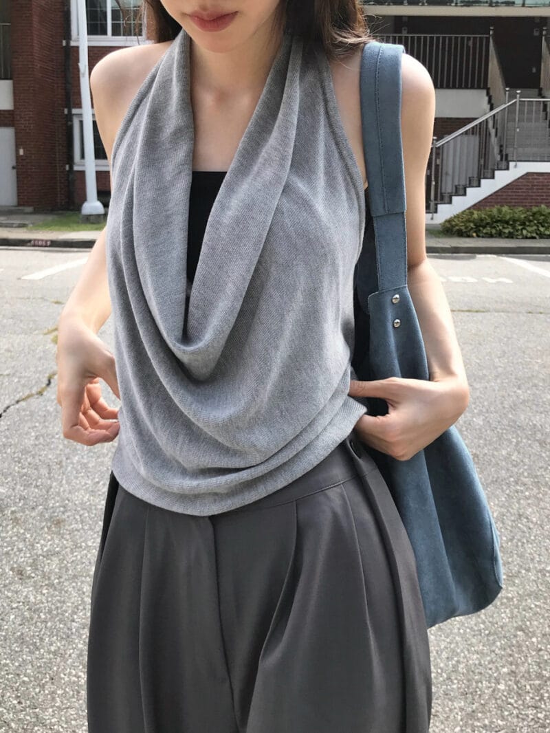 Cloudemotion 大V荡领上衣