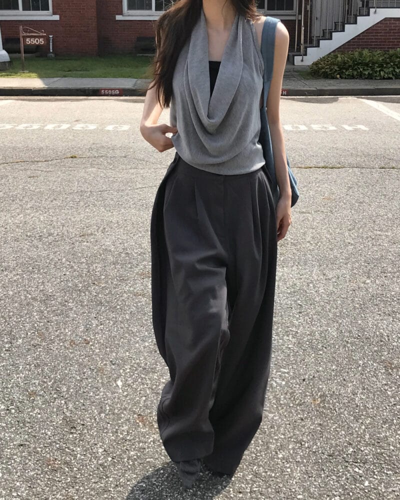 Cloudemotion 大V荡领上衣