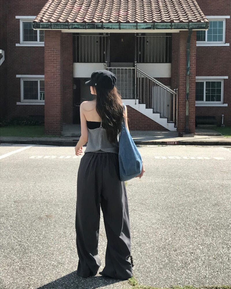 Cloudemotion 大V荡领上衣